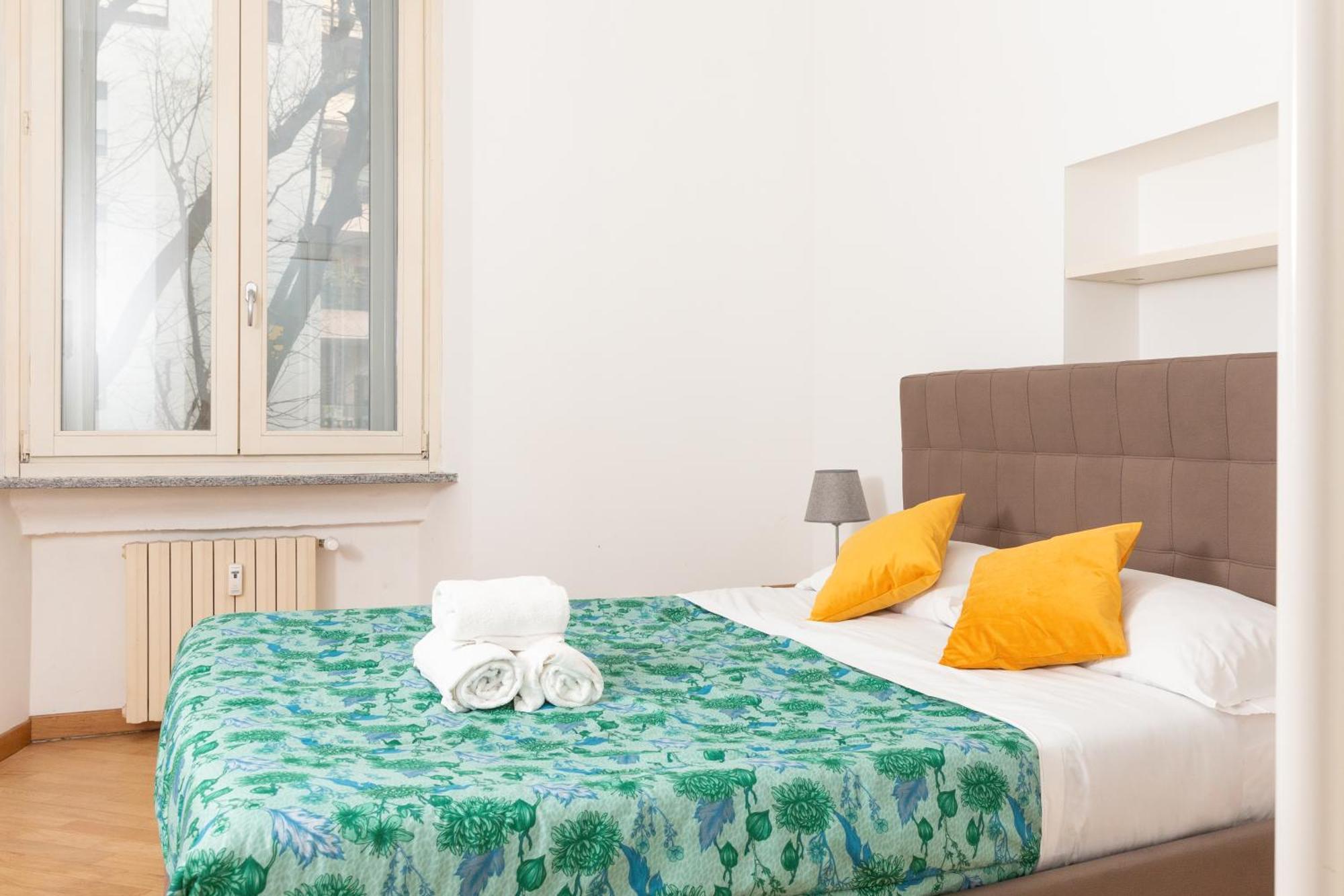 Free Parking Exclusive Apartment Magritte Style Milano Exterior foto